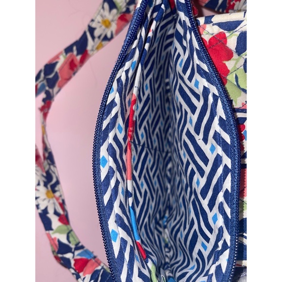 Vera Bradley Crossbody Purse - Picture 4 of 10
